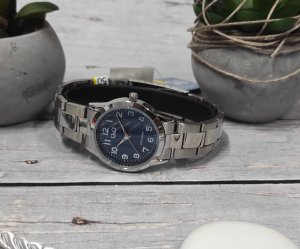 Zegarek Q&Q Klasyczny zegarek damski Q&Q C11A-003P 2