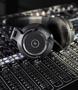 Słuchawki OneOdio ONEODIO MONITOR 80 słuchawki nauszne czarne DJ 2