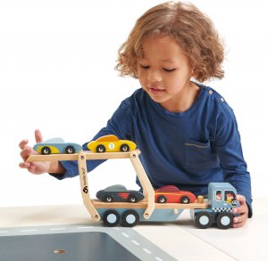 Tender Toys Drewniana laweta z samochodami Tender Leaf Toys 5