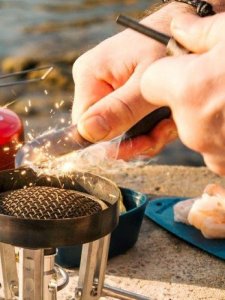 Light My Fire Nóż z krzesiwem Light My Fire FireKnife + Tinder 4