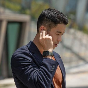 Uniq Pasek UNIQ Linus Apple Watch 4/5/6/7/8/SE 40/41mm Airosoft Silicone czarny/midnight black 2