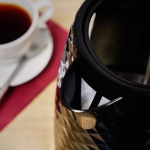 Czajnik Eldom C280C Czarny 4