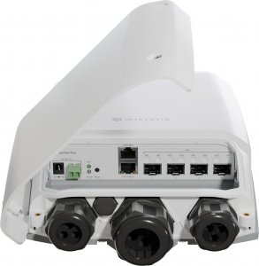 Switch MikroTik FiberBox Plus (CRS305-1G-4S+OUT) 2