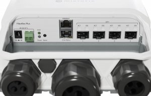 Switch MikroTik FiberBox Plus (CRS305-1G-4S+OUT) 3
