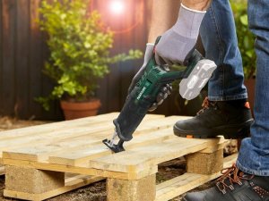 Piła szablasta Parkside PSSA 20-Li B2 20 V 2