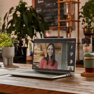 Laptop HP EliteBook 655 G9 Ryzen 5 5625U / 16 GB / 512 GB / W11 Pro (6F1P5EA) 14