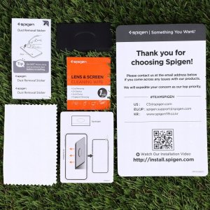 Spigen Szkło hartowane na ekran iPada 10,9 cala GLAS.tR EZ Fit 11