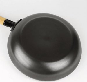 Patelnia Kesi Patelnia żeliwna Nie przywiera Dobrawa 28 cm 3