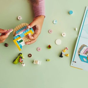 LEGO Friends Cukiernia z pączkami (41723) 3