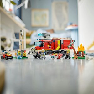 LEGO City Terenowy pojazd straży pożarnej (60374) 4
