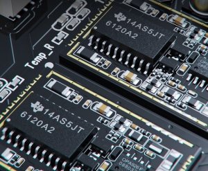 Wzmacniacz słuchawkowy FiiO Tranzystorowy K7 6