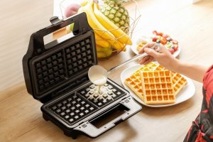 Opiekacz Sencor SSM 9976GD 15