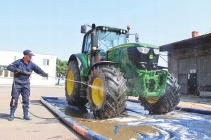 Myjka ciśnieniowa Dewalt myjka ciśnieniowa 7400w 230ba, 840l/h 3f/indukc./p.brass 24