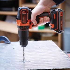 Black&Decker BD WKRĘTARKA UDAR.18V/2x2,0Ah/WALIZKA 40/17,5Nm 4