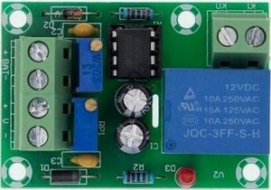 Moduł podtrzymania prądu w akumulatorze 12V moto 1