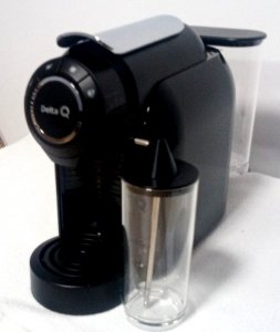 Ekspres na kapsułki Delta Q Milk Qool Evolution Czarny 4