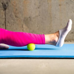 HMS BLC01 GREEN LACROSSE POJEDYNCZA PIŁKA DO MASAŻU HMS 9