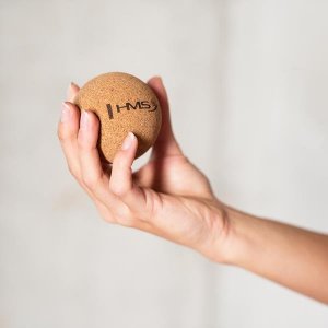 HMS BLW01 CORK POJEDYNCZA PIŁKA DO MASAŻU HMS 4