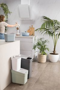 Kosz na śmieci Curver 30L szary (443850) 3