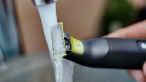 Trymer Philips Golarka / trymer do brody PHILIPS Oneblade Pro QP6530 / 99 - zestaw QP6530 / 15 + QP610 / 55 6