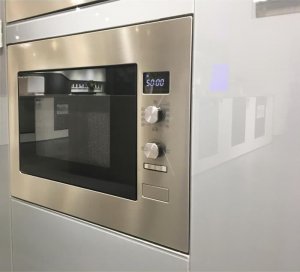 Kuchenka mikrofalowa Continental Edison CONTINENTAL EDISON CEMOC34IXE Kombinowana kuchenka mikrofalowa ze stali nierdzewnej 34L 3