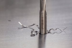 ARTPOL GWINTOWNIK M 20x2,00mm kpl.2szt. 4