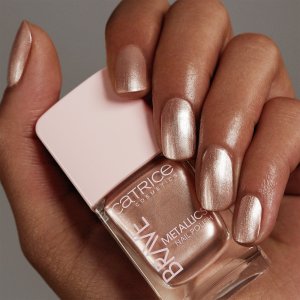 Catrice Lakier do paznokci Catrice Brave Metallics 05-everyday I'm sparklin (10,5 ml) 3