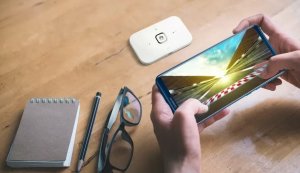 Router Huawei Router mobilny LTE wifi Huawei E5576-322 biały 3