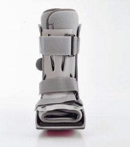 Breg But ortopedyczny pompowany zamiast gipsu Walker NISKI M 3