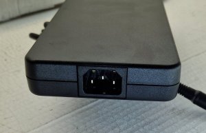 Zasilacz do laptopa Dell 240 W, 12.3 A, 19.5 V (AC Adapter, 240W, Liteon,) 3