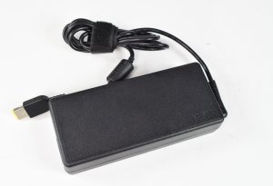 Laptop Lenovo Lenovo (4X20E50562) Lenovo ThinkPad 135W adapter zasilający/ inwentor Uniwersalne Czarny 15