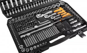 Zestaw narzędzi Neo 300 el. (10-218) 5