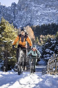 Kurtka męska Vaude Minaki III brązowa r. M 7