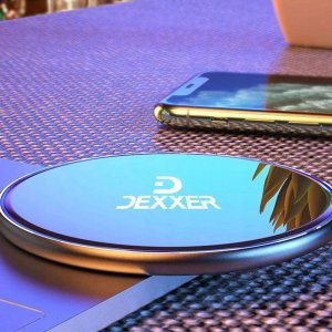 Ładowarka 4kom.pl Ładowarka indukcyjna okrągła Qi LED Charger 15W 2000mA 12V bezprzewodowa + kabel czarna 9