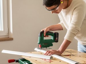 Wyrzynarka Bosch EasySaw 18V-70 18 V 5