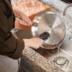 Patelnia Fiskars 28cm 8