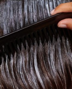 Gliss Kur Gliss Kur Total Repair Szampon Regenerujący Włosy Suche i Zniszczone 400ML 4