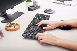 Klawiatura Cherry KW 9100 Slim (JK-9100EU-2) 10