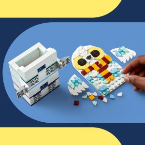 LEGO Dots Pojemnik na długopisy w kształcie Hedwigi™ (41809) 6