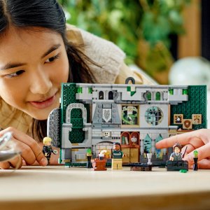 LEGO Harry Potter Flaga Slytherinu™ (76410) 4