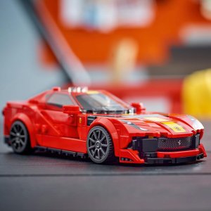 LEGO Speed Champions Ferrari 812 Competizione (76914) 2