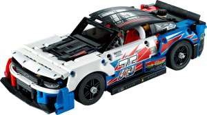 LEGO Technic Nowy Chevrolet Camaro ZL1 z serii NASCAR® (42153) 8