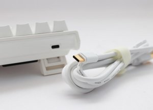 Klawiatura Ducky One 2 Pro Mini White Edition Gaming klawiatura, RGB LED - Kailh Red (US) 5