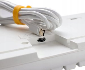 Klawiatura Ducky Ducky One 3 Classic Pure White Gaming Tastatur, RGB LED - MX-Red (US) 4