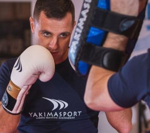 YakimaSport Rękawice bokserskie LION 14 oz 4