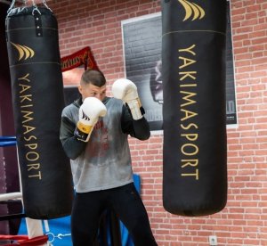 YakimaSport Rękawice bokserskie LION 14 oz 9