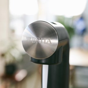 Saturator Brita SodaOne Czarny + 2 naboje z gazem CO2 do saturatora sodaONE 4