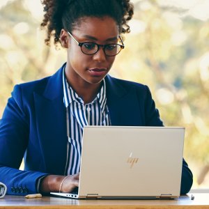 Laptop HP EliteBook x360 1040 G8 i5-1135G7 / 16 GB / 512 GB / W10 Pro (336L6EA) 13