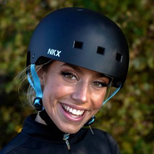 NKX Kask Na Deskorolkę Hulajnogę NKX Brain Saver Czarno-Niebieski L 1