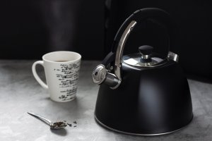 Berretti BERRETTI - Czajnik tradycyjny Giulia - 3 L - czarny - indukcja - gaz - BR-6248 3